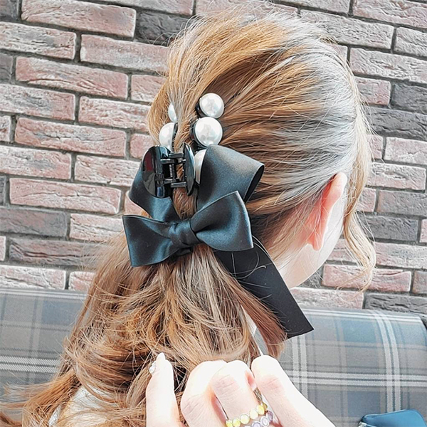 【SELECT】リボンパールのヘアクリップ