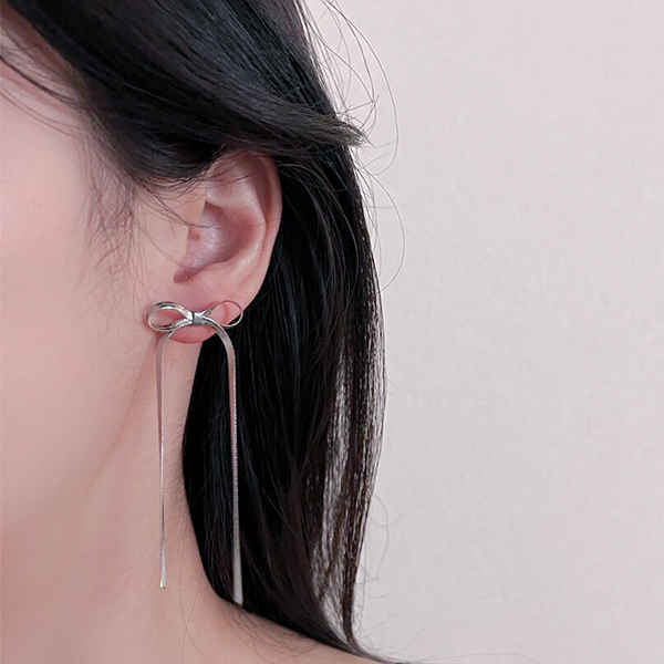 【SELECT】ボウりぼんピアス"